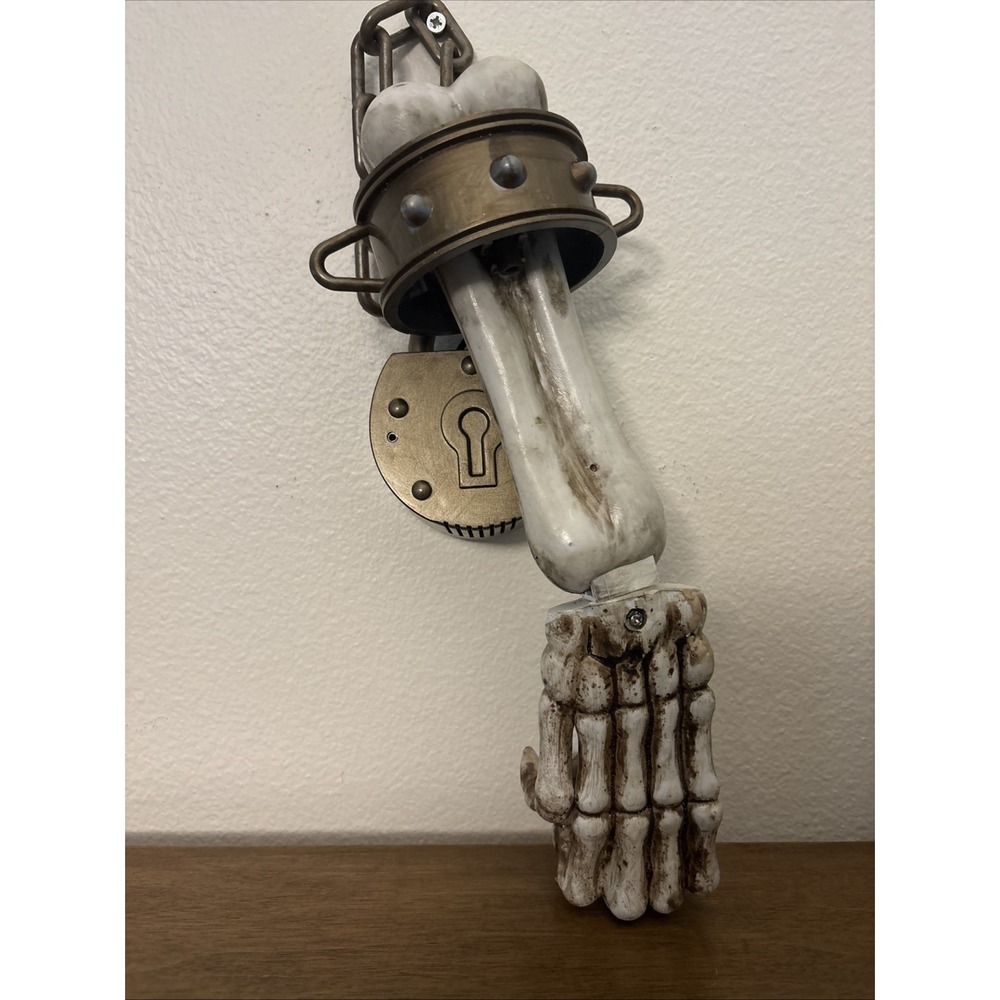 Gemmy Hanging Skeleton Arm Hand Door Knocker Halloween Spooky Voice Sensor Light